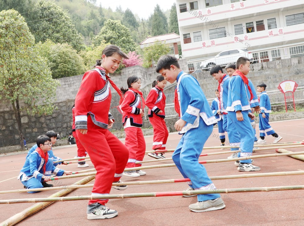   阳光大课间   活力满校园