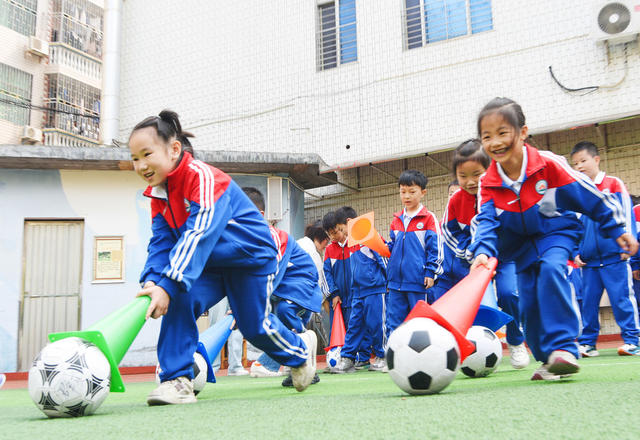 嘉禾：活力大课间 童趣满校园