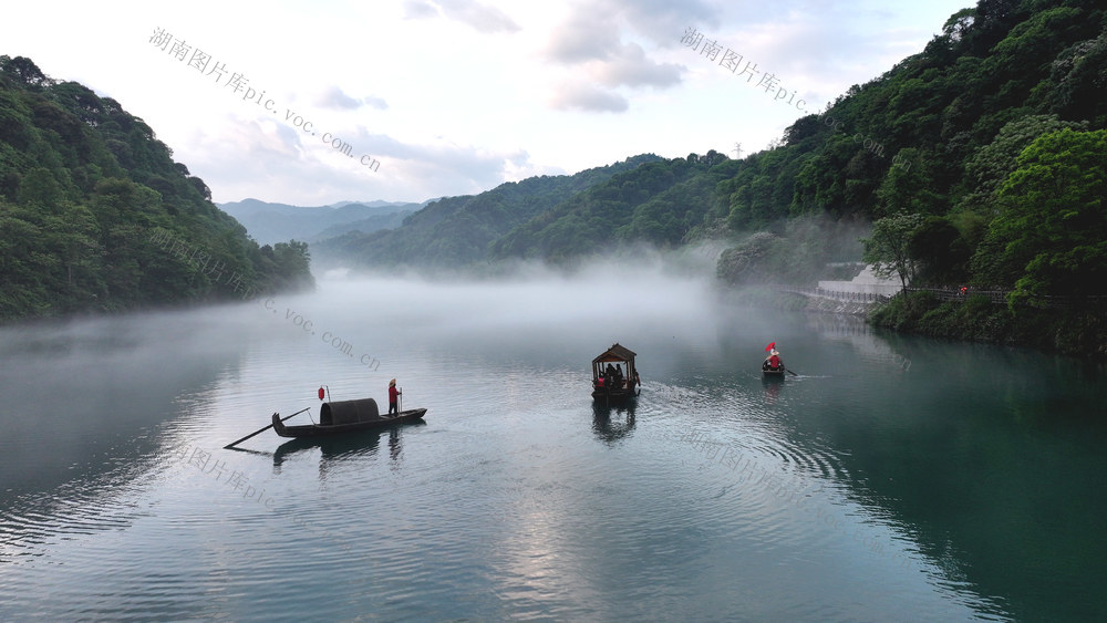 小东江 晨雾 渔夫 渔船 撒网
