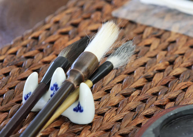 文房四宝 笔 墨 学校 球场 玉潭学校