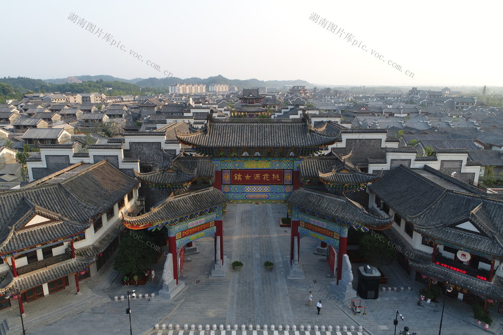 荒废  古镇 文旅 