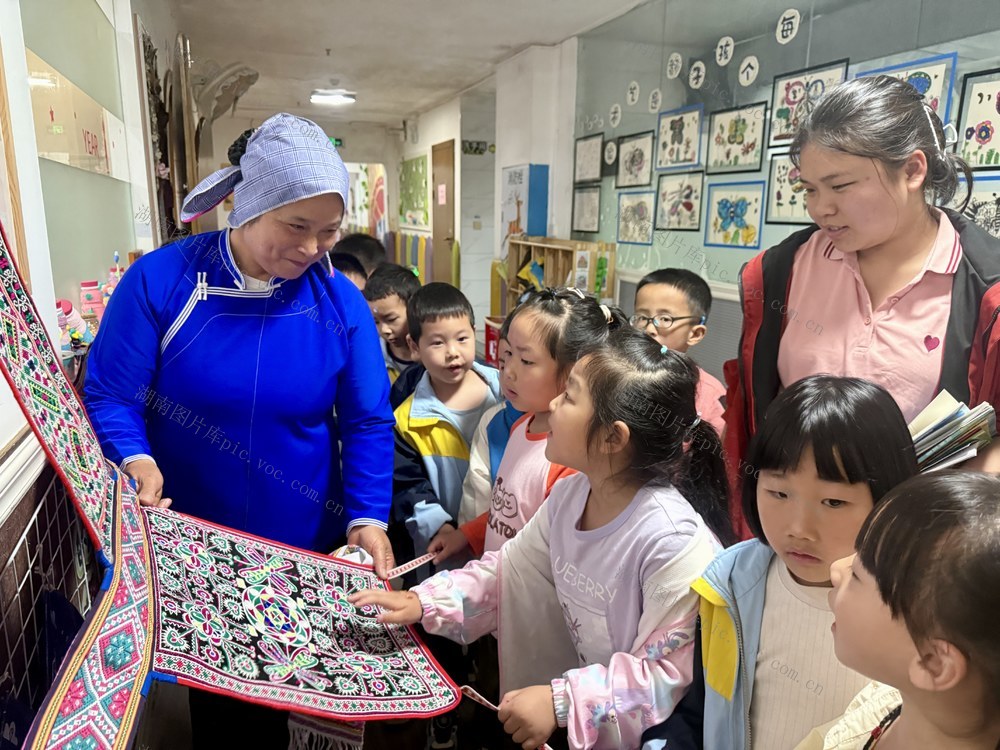 通道：非遗文化走进幼儿园
