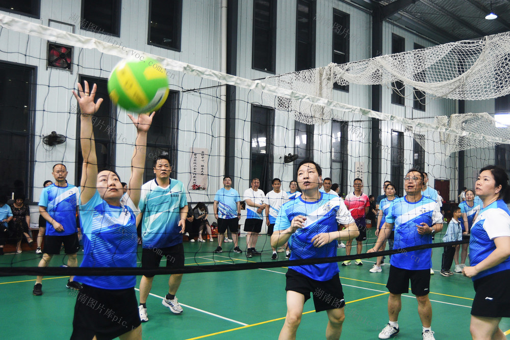 嘉禾：赛事庆五一 职工展风采