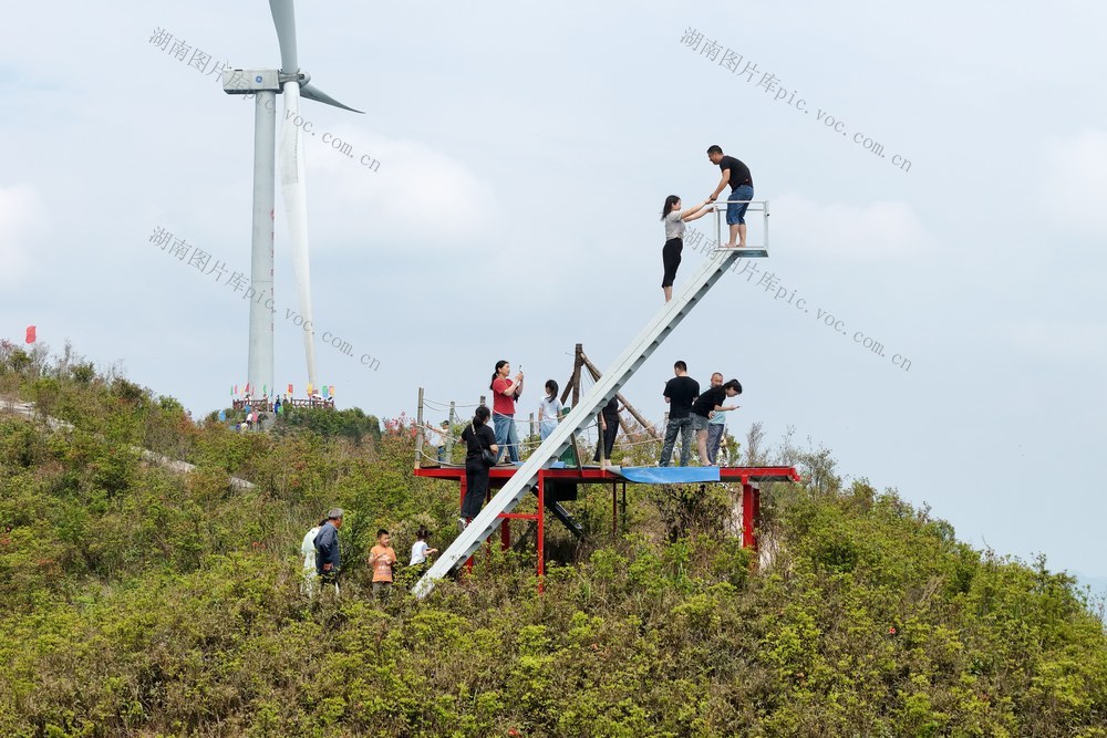 旅游、五一节、游客、假期、高山