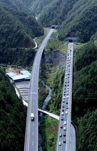 武深高速 湖南桂东 返程高峰 小长假