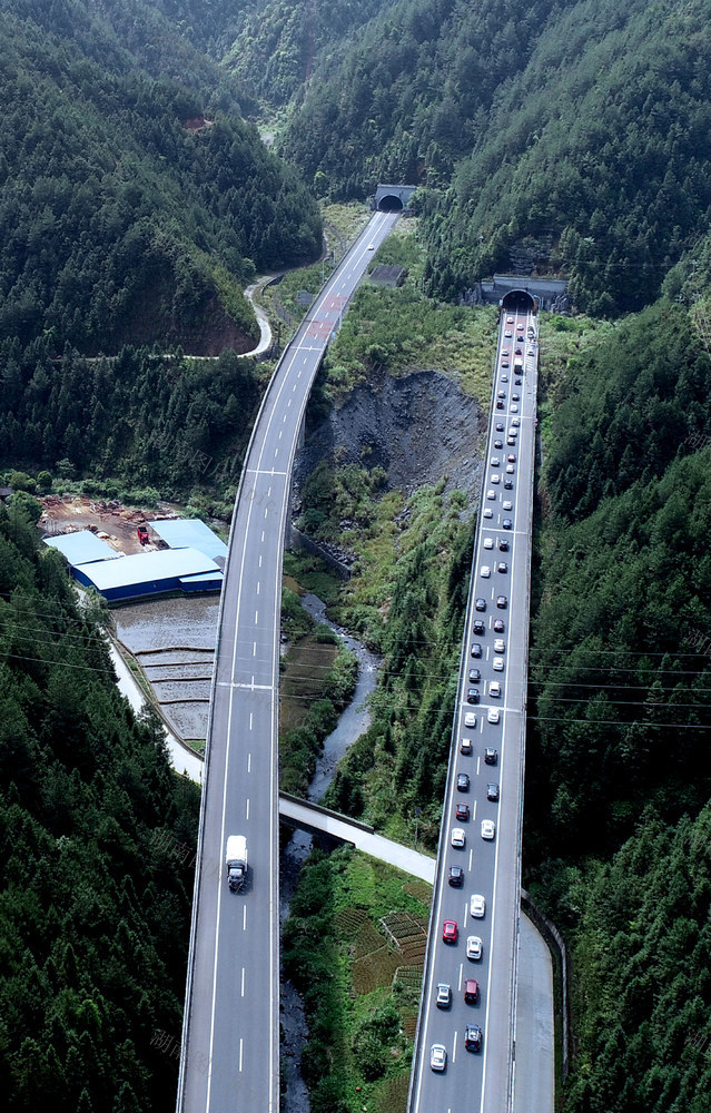 武深高速 湖南桂东 返程高峰 小长假