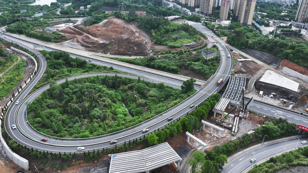 航拍   G4   京港澳  高速   郴州互通   改造  现场  跨线天桥  拆除工  扩建工程 