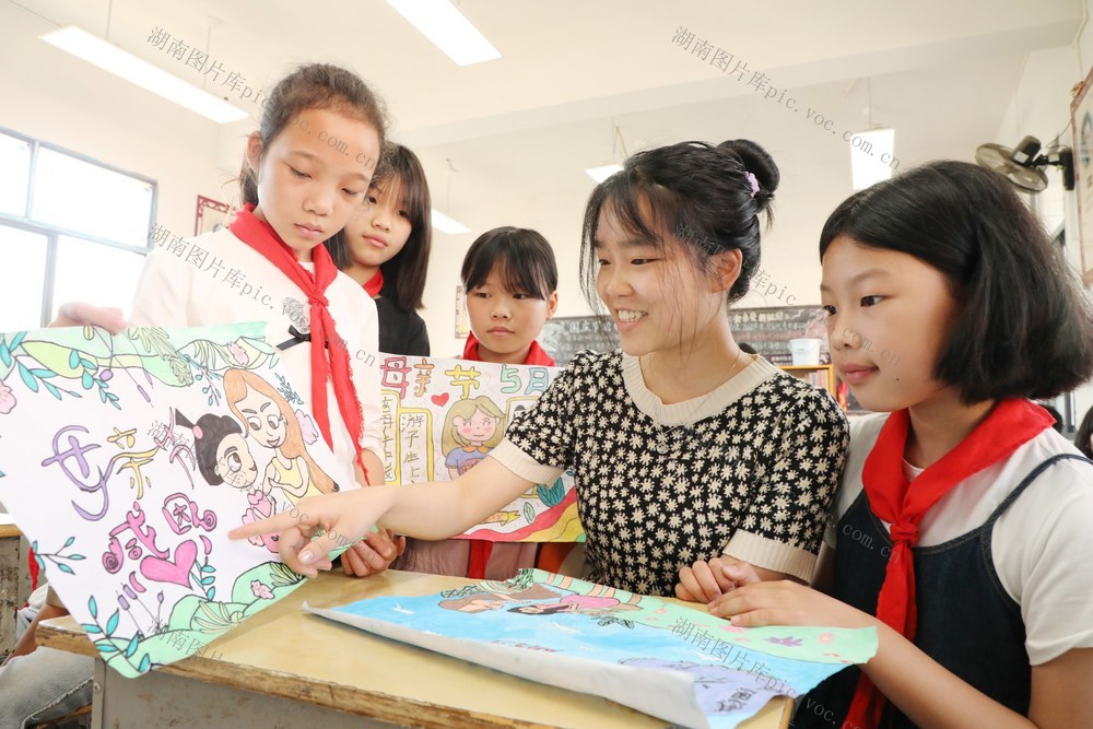    巧手绘妈妈      感恩“母亲节”