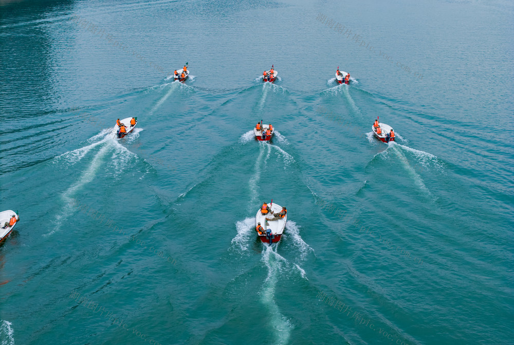 怀化市应急演练 防汛演练 洪江防汛演练 冲锋舟 水上救援 救援队伍 冲锋艇 舰艇  湖面 巡逻船 安全巡查 水上安全 救援 救生衣 船只 水上交通 生态旅游 环境保护 安全保障 水域 湖泊 应急救援 自然风光 青山绿水 水上作业 安全意识 防汛演练 水上冲锋舟 水上救援 湖南怀化 怀化市防汛演练 洪江市防汛演练 冲锋舟 