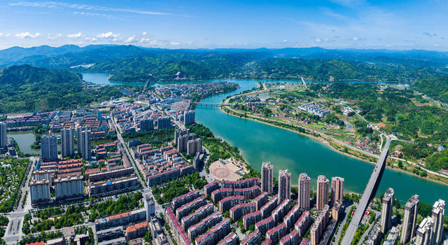 洪江市 洪江市全景 黔阳古城 城市 城市建筑 城市风光 河流 城市画卷 城市蓝图 背景 建筑物 城市发展 楼房 城市天际线 航拍视角 高视角 建筑外部 都市风景 旅行 旅游 旅游目的地 建筑 城市景观 城市风貌 生态环境 城市规划 城市生活 城市风光摄影 航拍 宜居城市