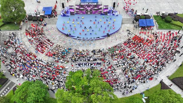 广场舞 全民健身 文化活动 运动 