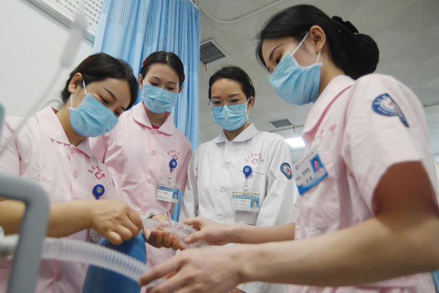 嘉禾：技能培训  迎接 “护士节”