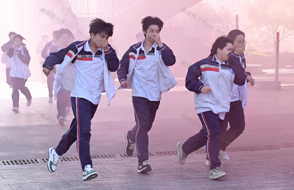 防灾减灾，演练，学校，学生，安全，应急，避险，疏散，能力，全国防灾减灾日，活动  火灾