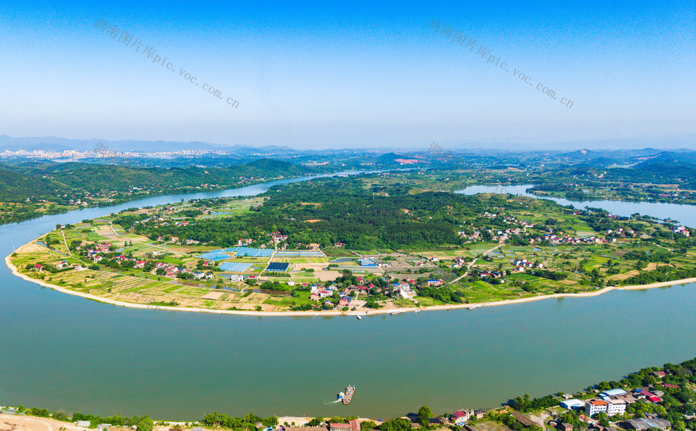 美丽乡村 水清岸绿 田园如画