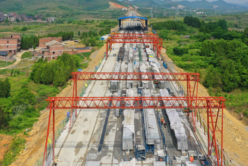 新田：高速公路建设提速
