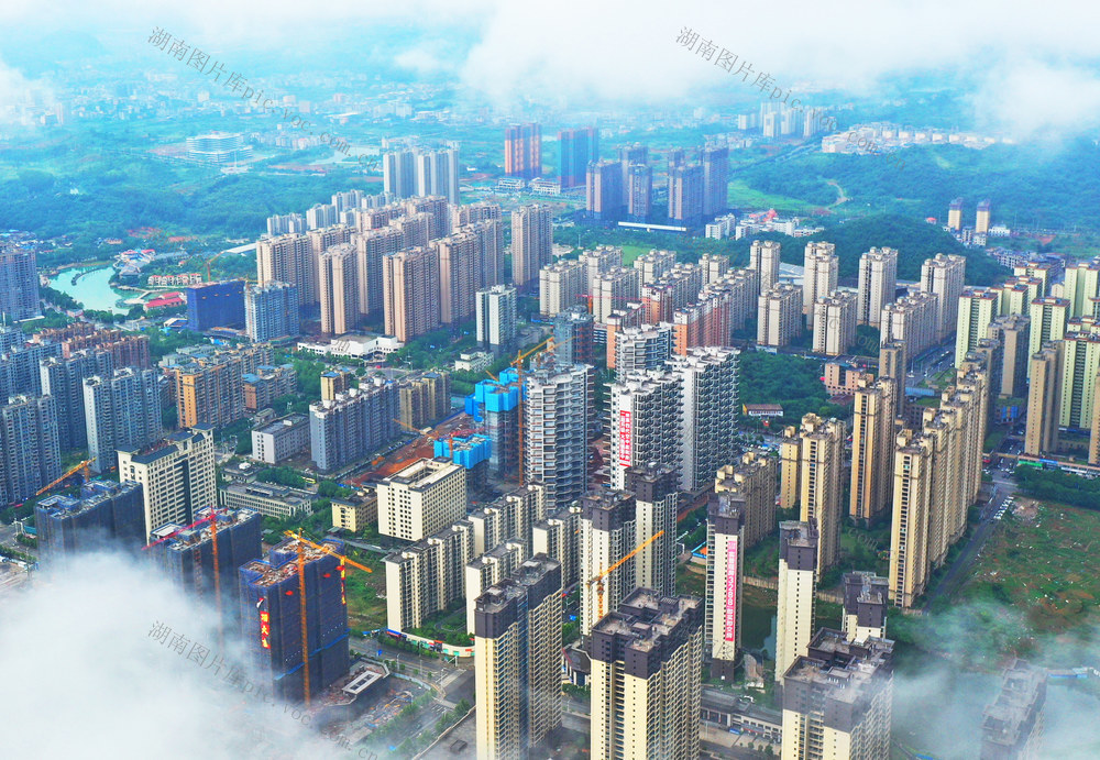 嘉禾：云雾缭绕 小城如画