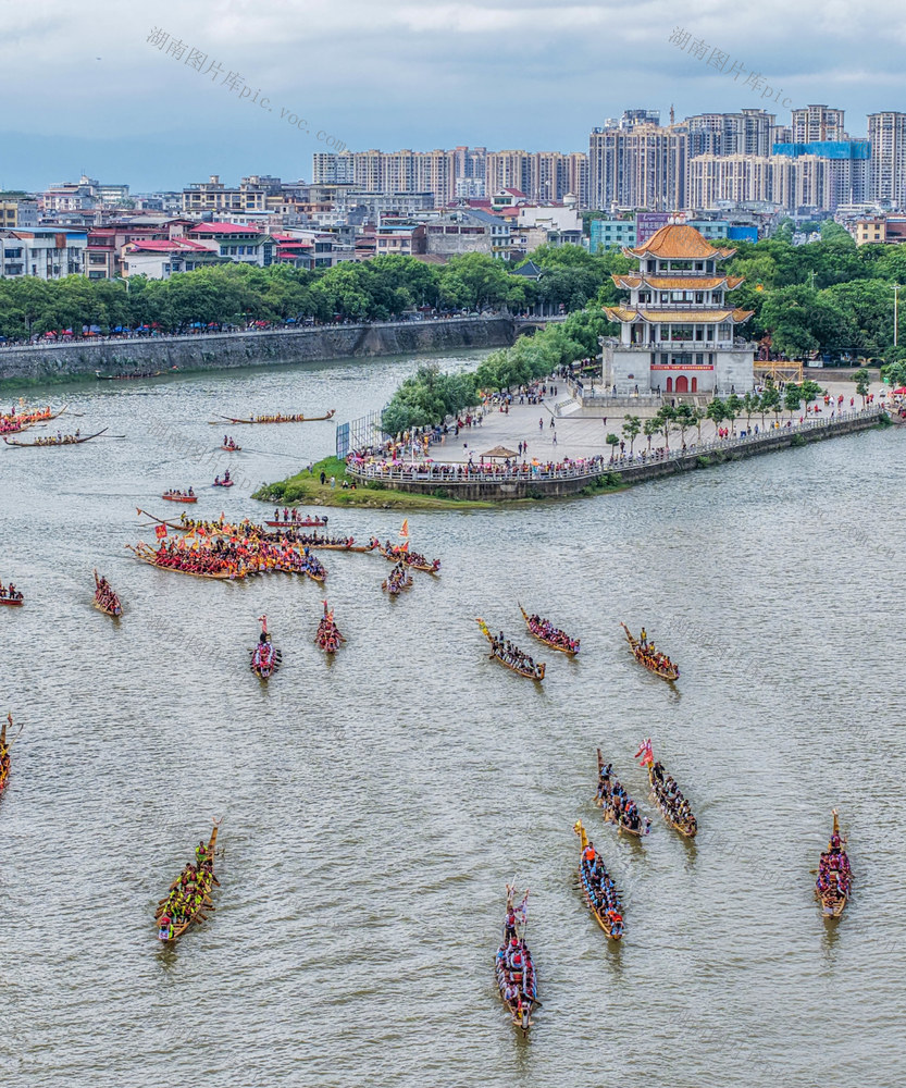 湖南道县 龙船巡游迎端午