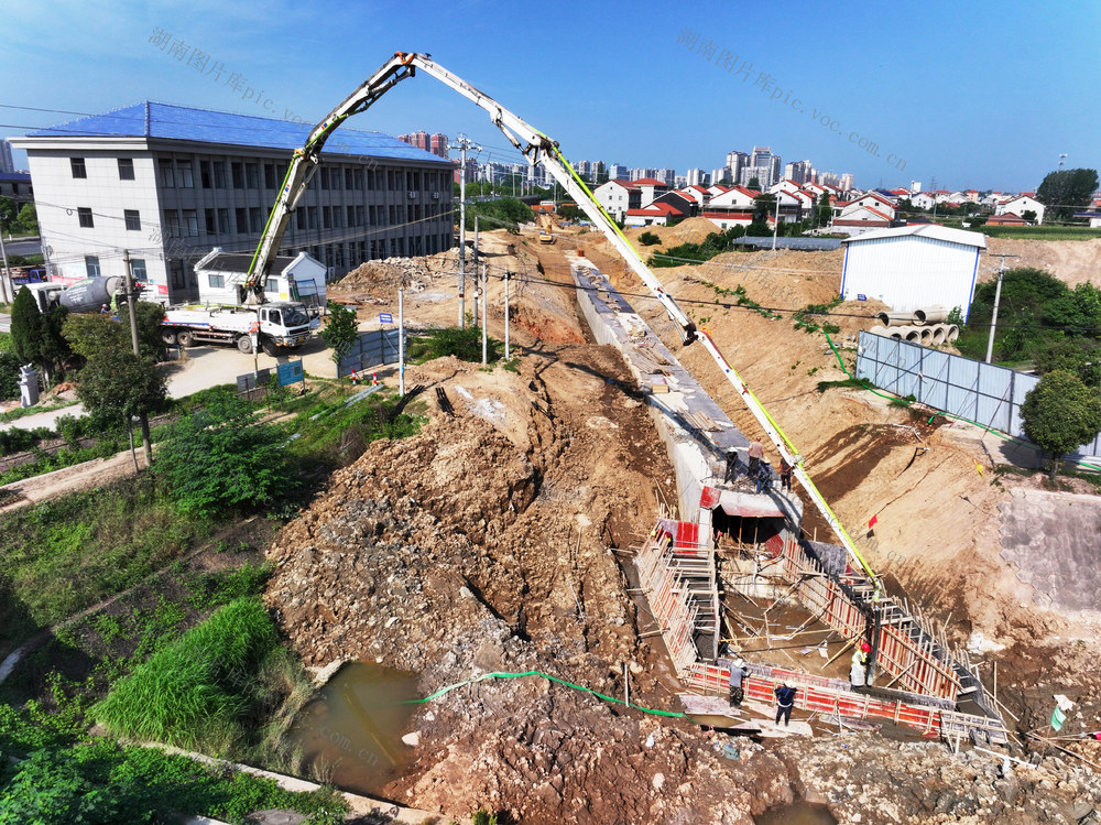 水利工程  河湖连通  引水涵洞    八字墙