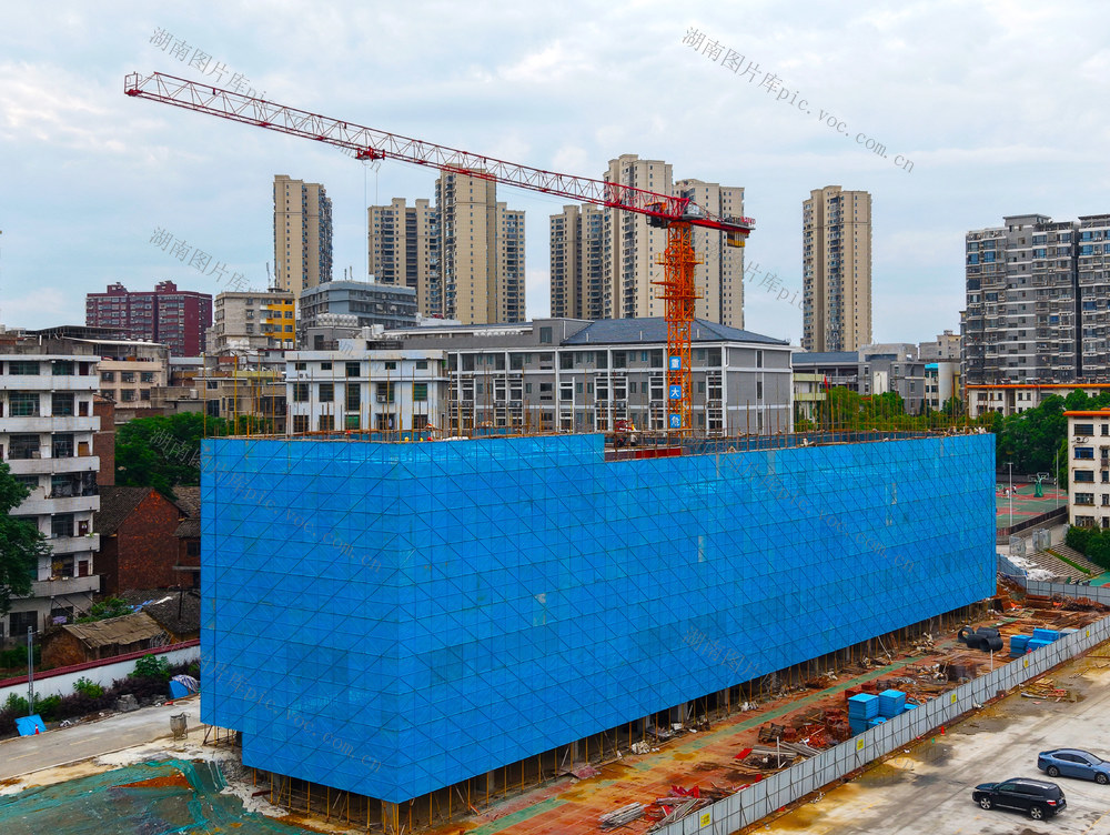 学校  体艺  施工  项目  建设