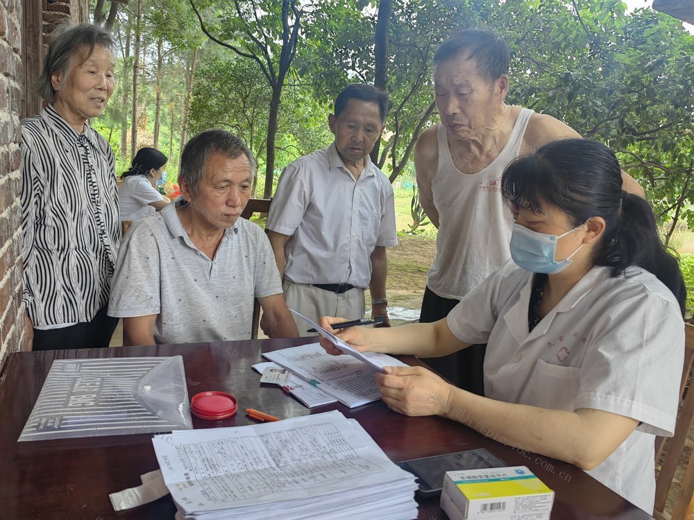 家门口践约“卫”健