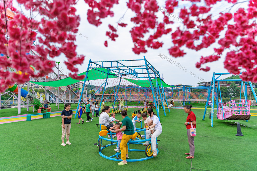 亲子乐园  周末