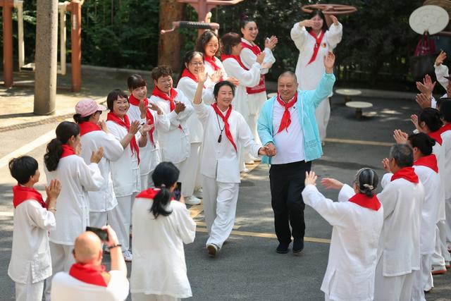 怀化老年大学一群风华“少年”