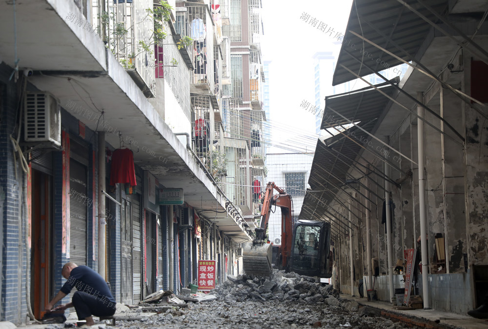 民生实事 老旧小区改造 急难愁盼问题 服务群众 幸福感 