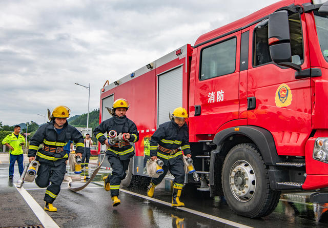 交通  高速   消防   救援  演练  怀化