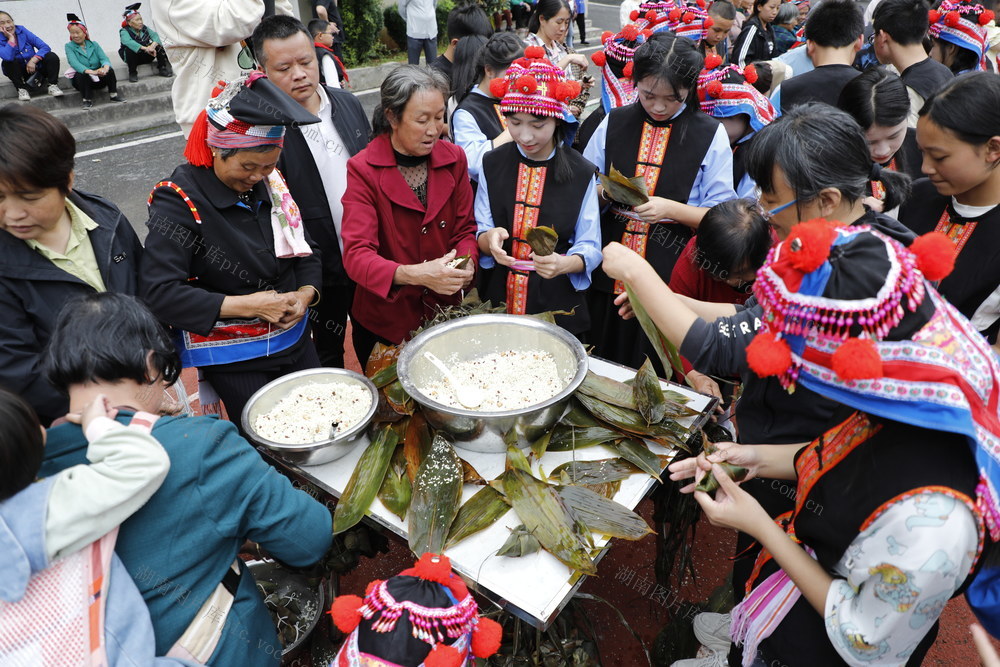 湖南新田：瑶乡多彩活动迎端午