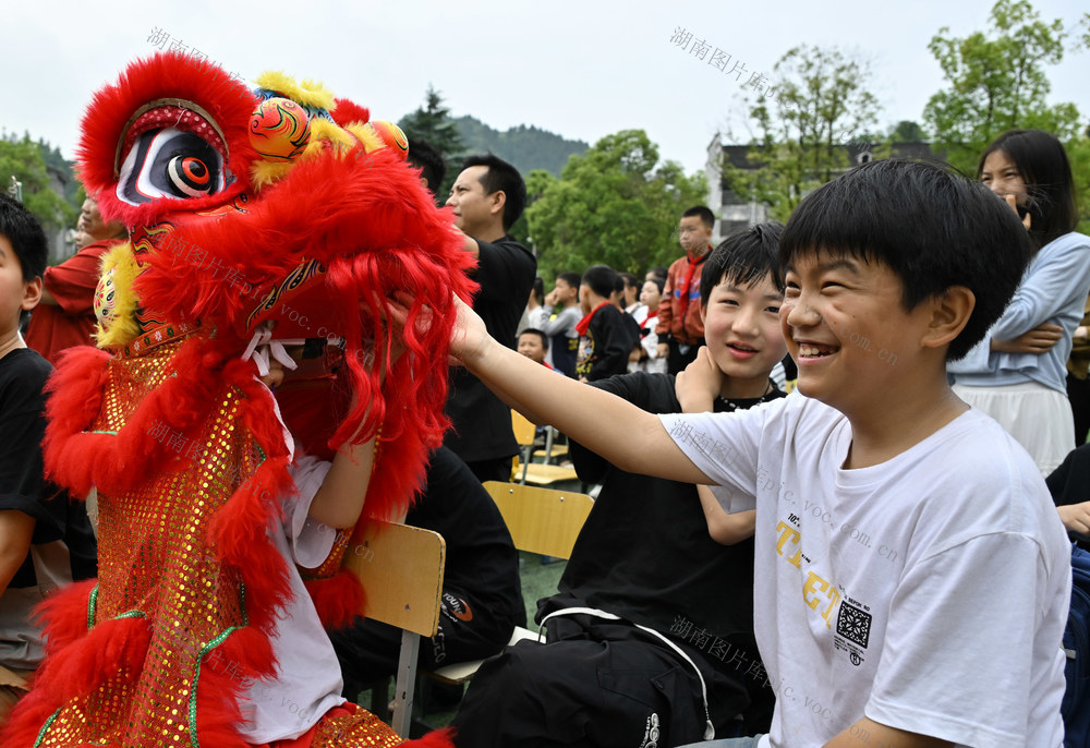 六一 儿童节 教育 关爱儿童