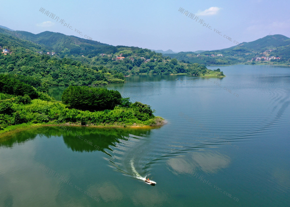 嘉禾：巡河库 护碧水