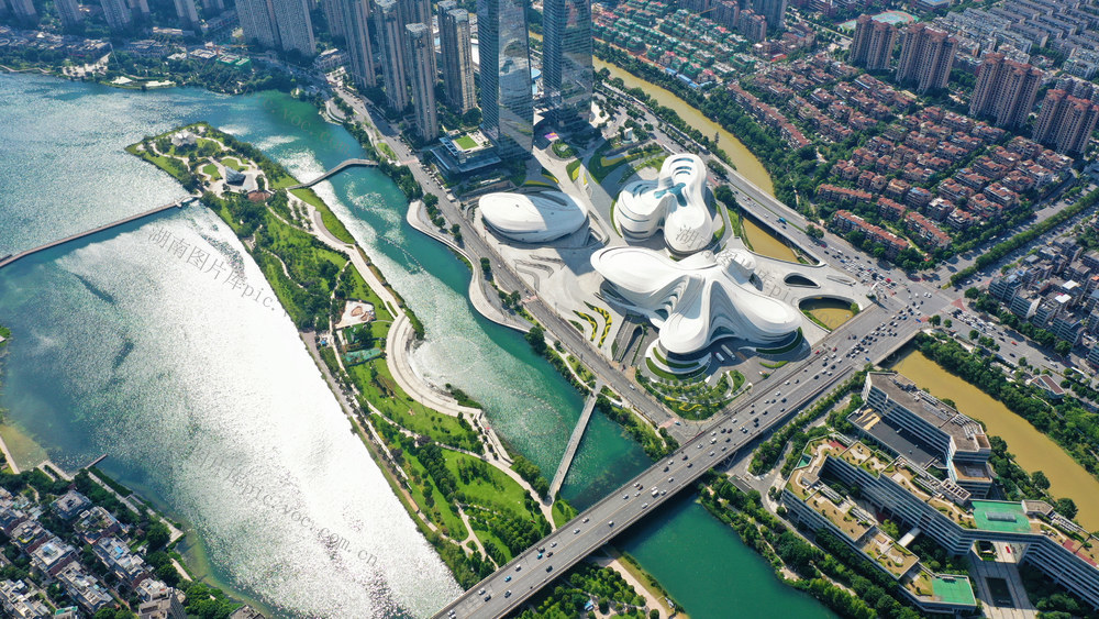 梅溪湖文化艺术中心