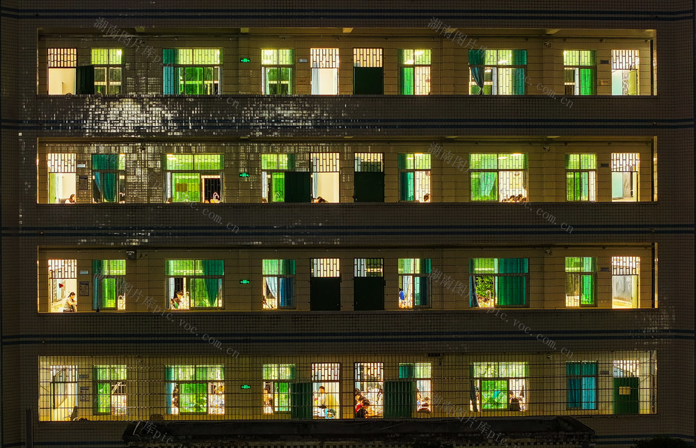 高考  夜读  晚自习  迎战