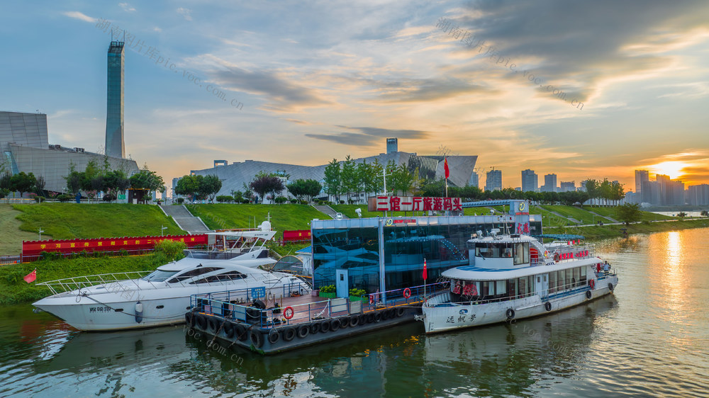 长沙北辰三角洲晚霞