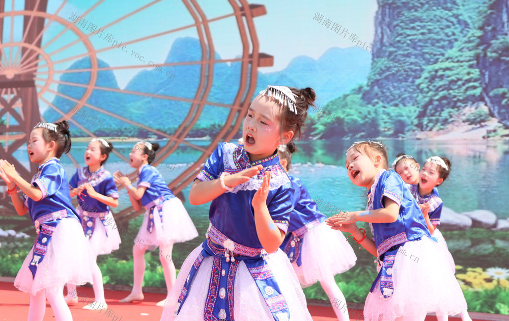 艺术节 赋能 双减 落地