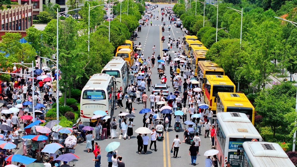 湖南  常宁  爱心  送考