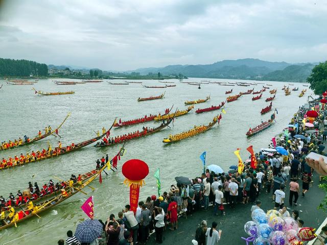  辰溪龙舟火了沅江！