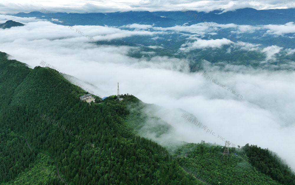 雨后 流云 景色 山脉 如画