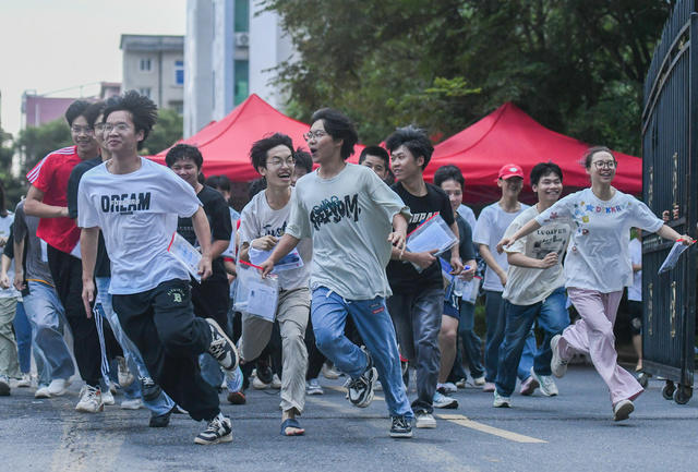 高考落幕
道县