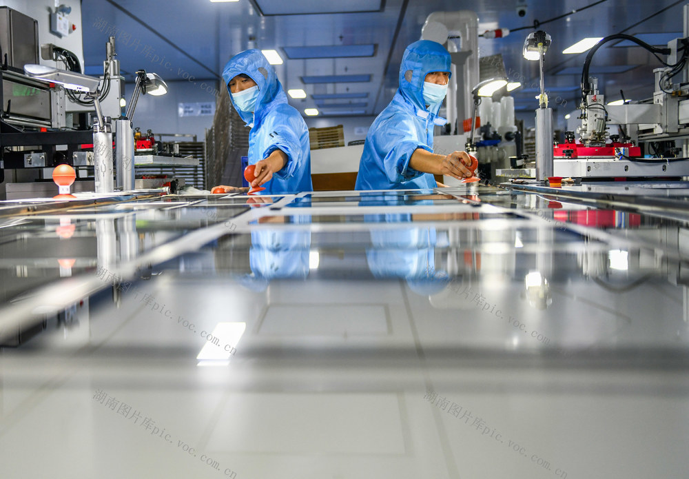 逐绿向智强动能
道县