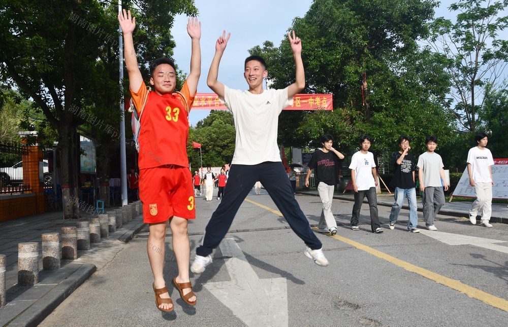 高中学考拉开序幕