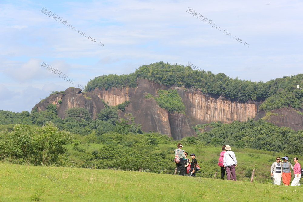 湖南  郴州市  苏仙区  飞天山国家地质公园  游客  景区  打卡拍照  