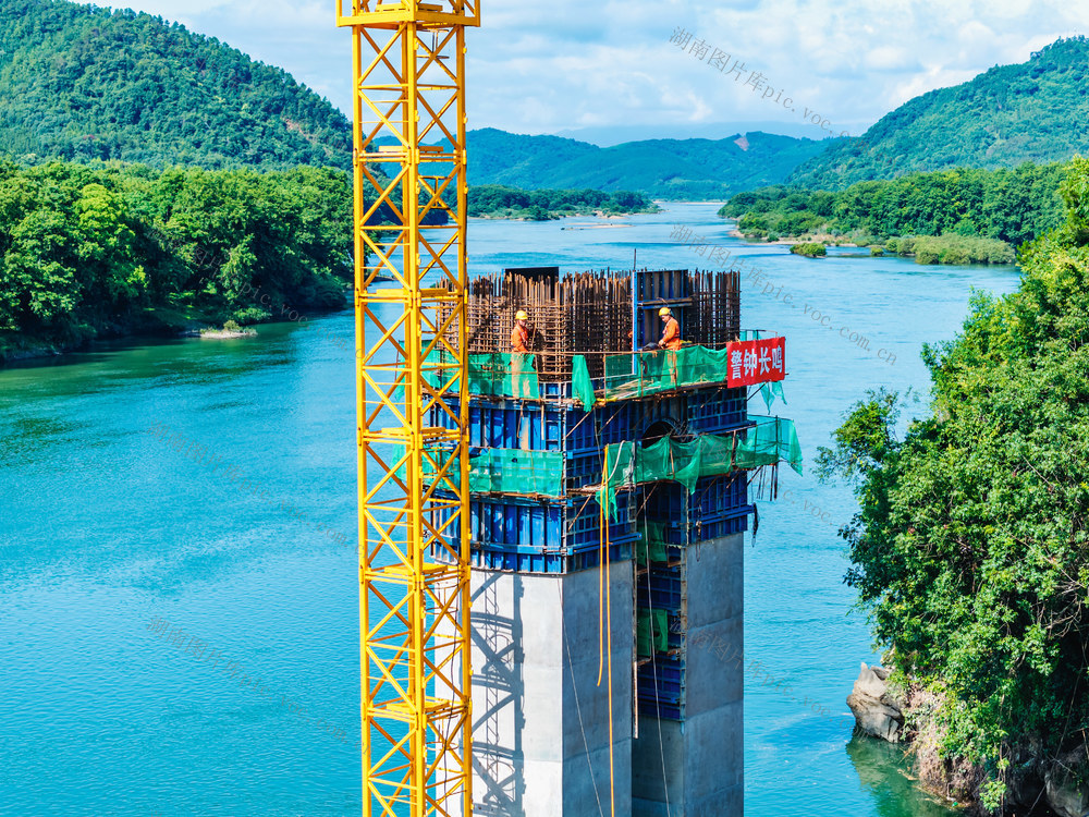 民生工程  渡改桥  施工