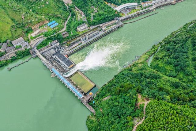 湖南  双牌 开闸泄洪 安全度汛