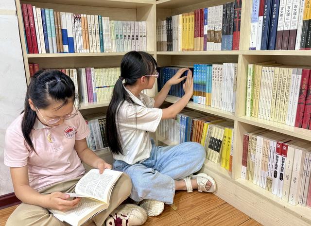 品书香 过周末
