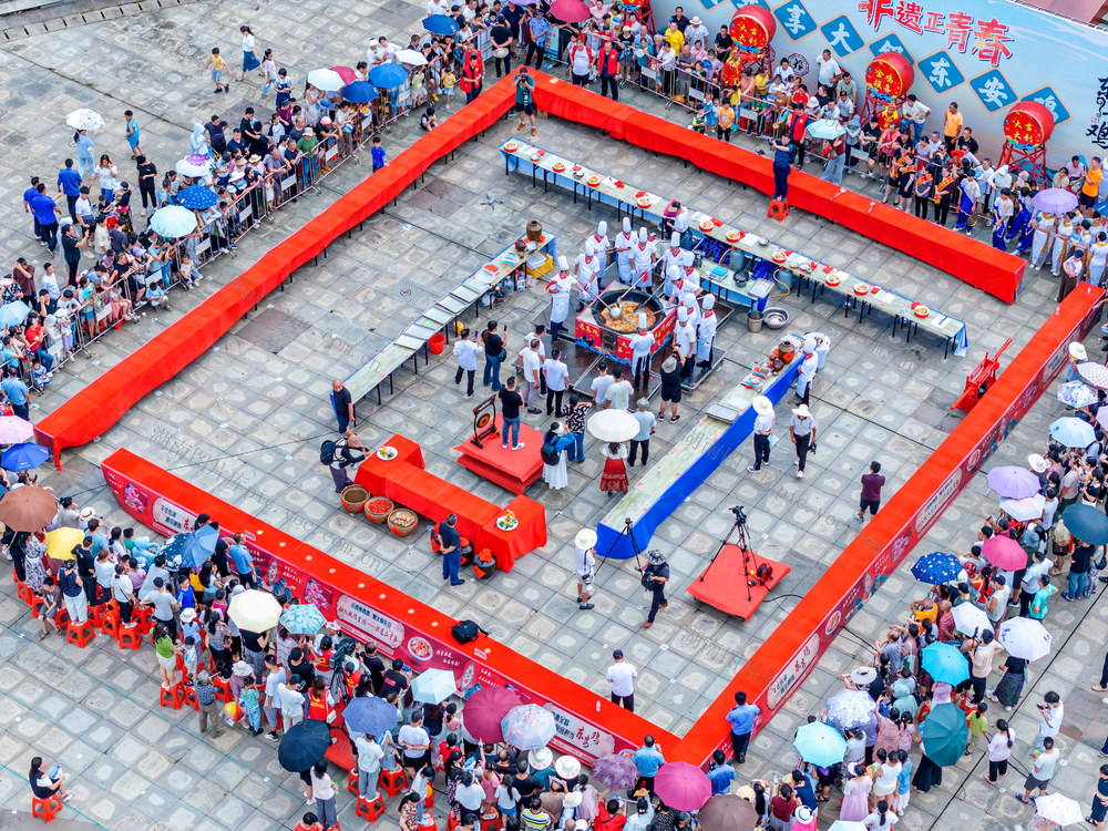 非遗传承  东安鸡  天下第一锅
