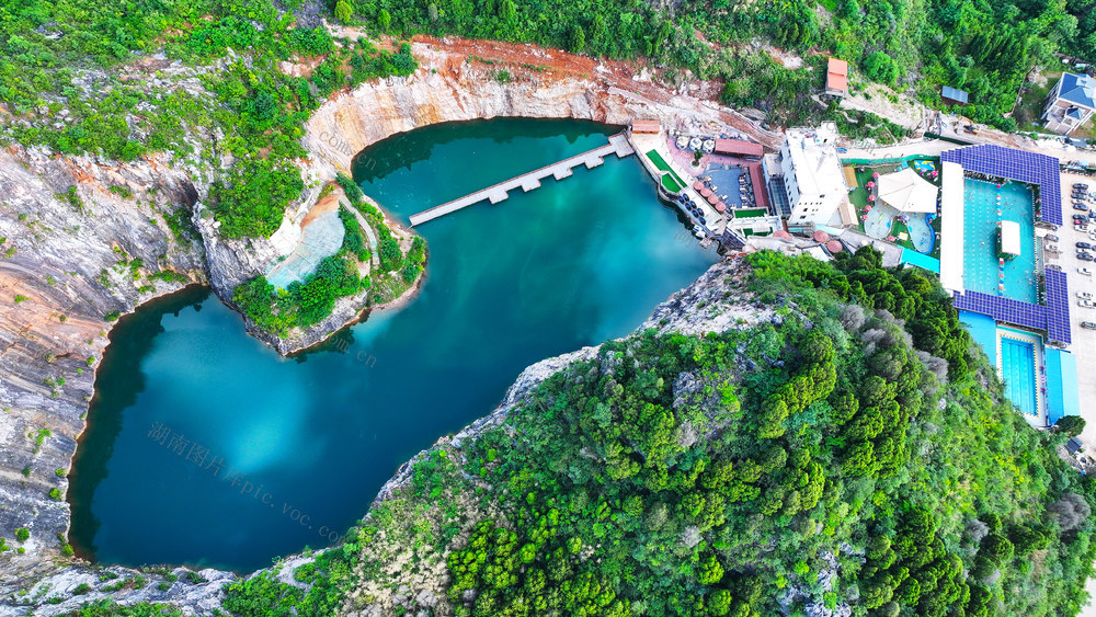 废弃  矿山  水上乐园  改造