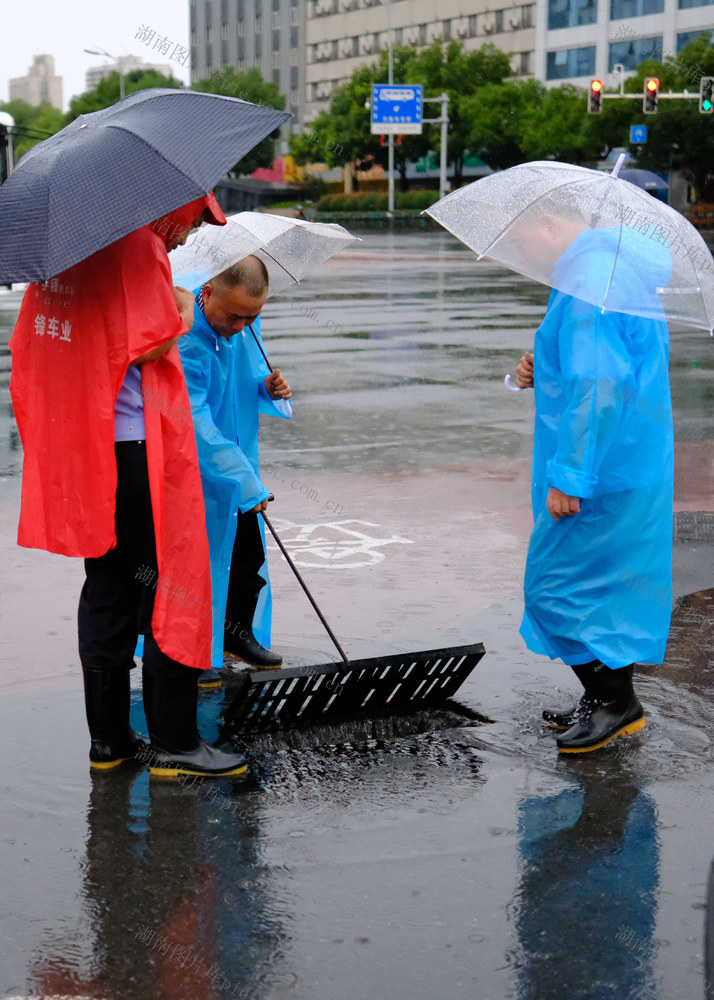 查井盖，保安全