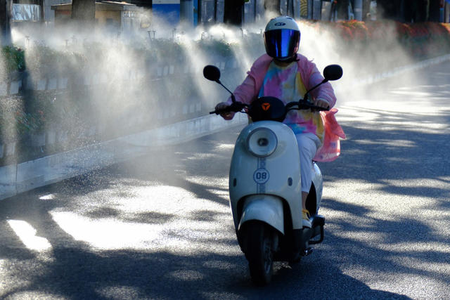 智能喷雾，降温