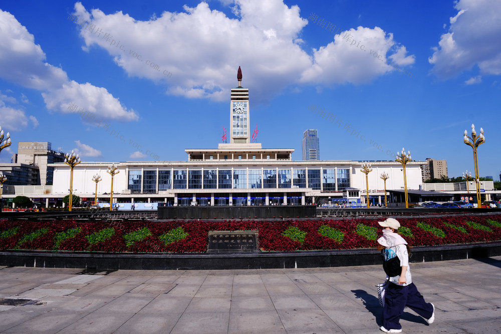 长沙蓝，蓝天白云，